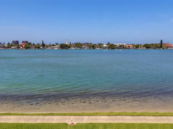 7984 Sailboat Key Blvd S, South Pasadena, FL