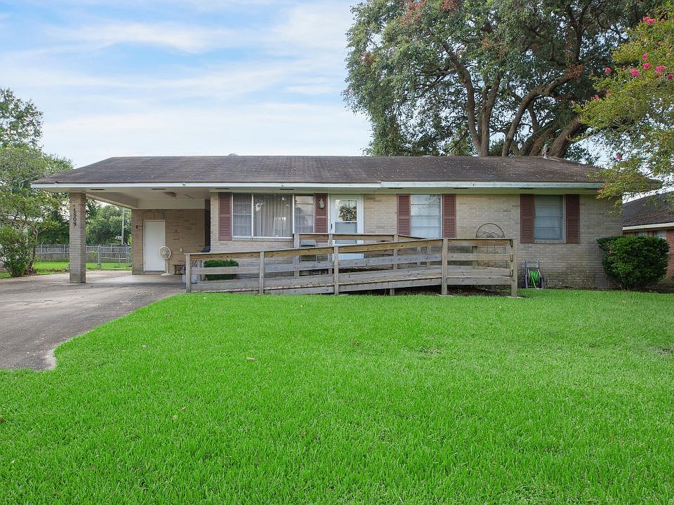 1st image of 1809 Cole Dr