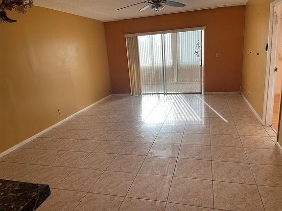 5th image of 1025 Country Club Drive #407