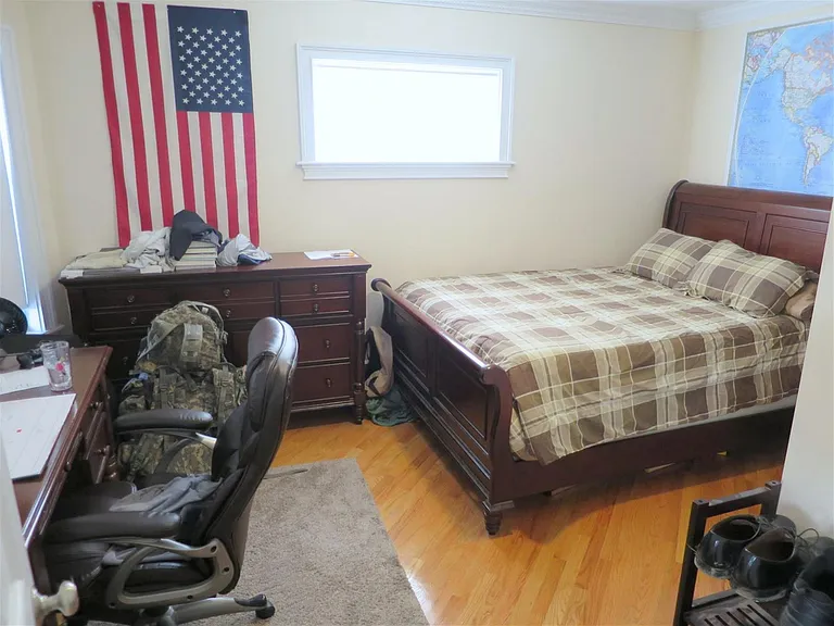 4 Edgar Ct #1 — Photo 11