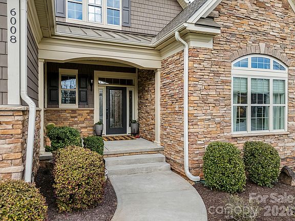 2nd image of 6008 Candlestick Ln