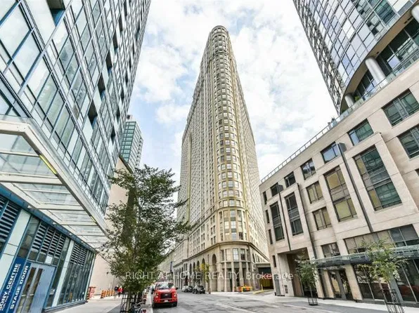 25 The Esplanade, Toronto, ON