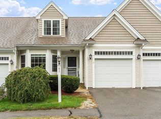 453 Blue Heron Dr UNIT 453, Lancaster, MA 01523