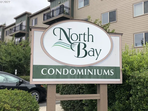 211 Harbor St APT 45, Florence, OR 97439