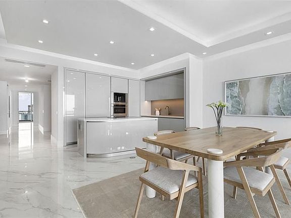 5th image of 18975 Collins Ave Unit 1603