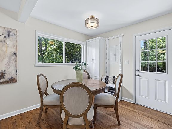 5th image of 643 McAdams Rd