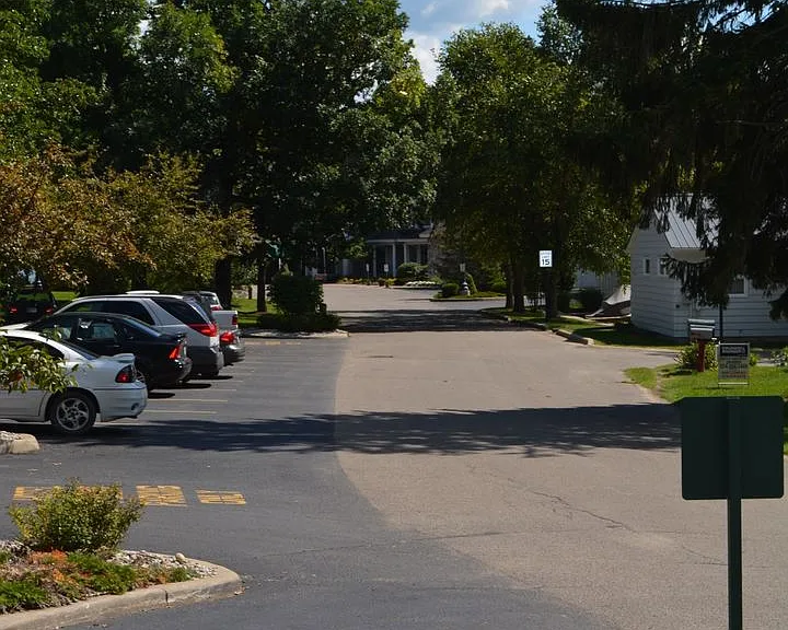 660 E Lake View Rd — Photo 15