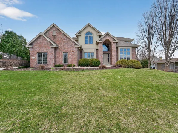 3087 Edenberry St, Fitchburg, WI 53711
