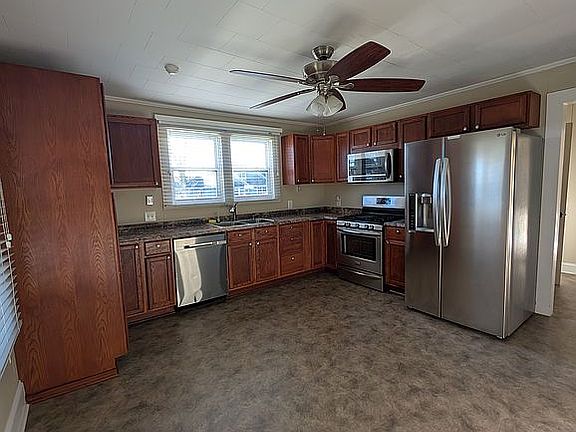 2nd image of 14021 Lawther Rd