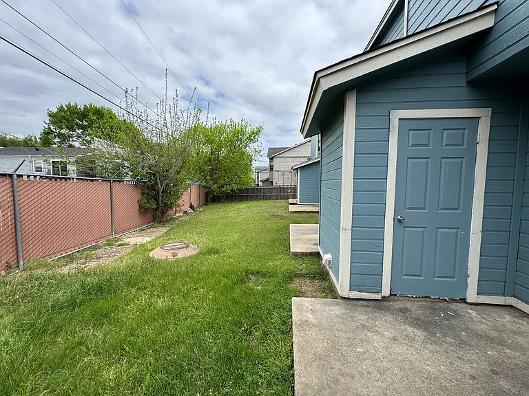3407 Victoria Cir — Photo 25