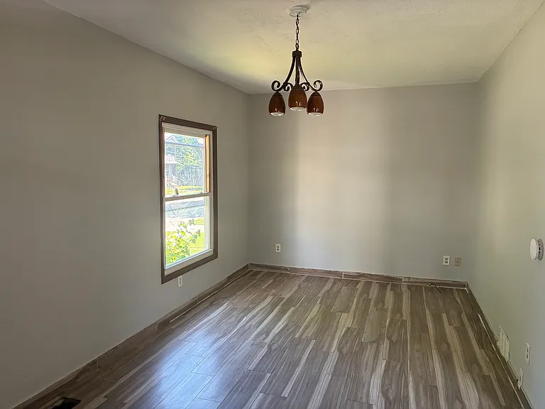 4815 Eichorn Ave — Photo 6