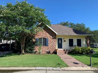 1037 Susan Ct, Morgan City, LA 70380