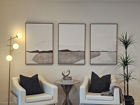 4th image of 3161 Plymouth Rd