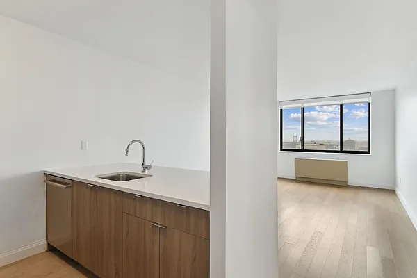 Rented by Greystar | media 2