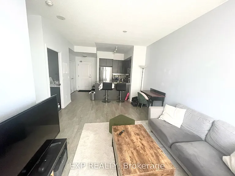 65 E Liberty St #1608 — Photo 4
