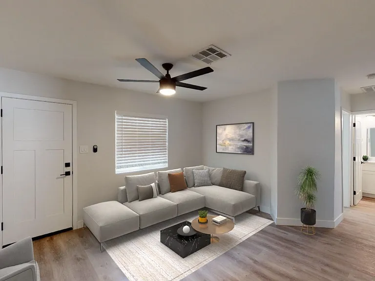 906 E Roma Ave — Photo 31
