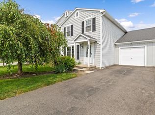 624 Zachary Way, Webster, NY 14580