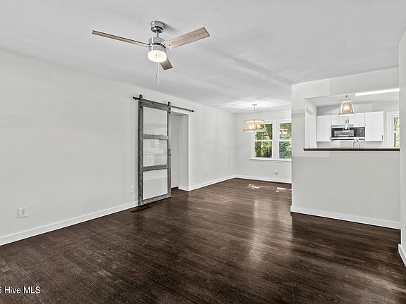 5th image of 1004 River Street