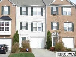 1st image of 908 Tiger Ln