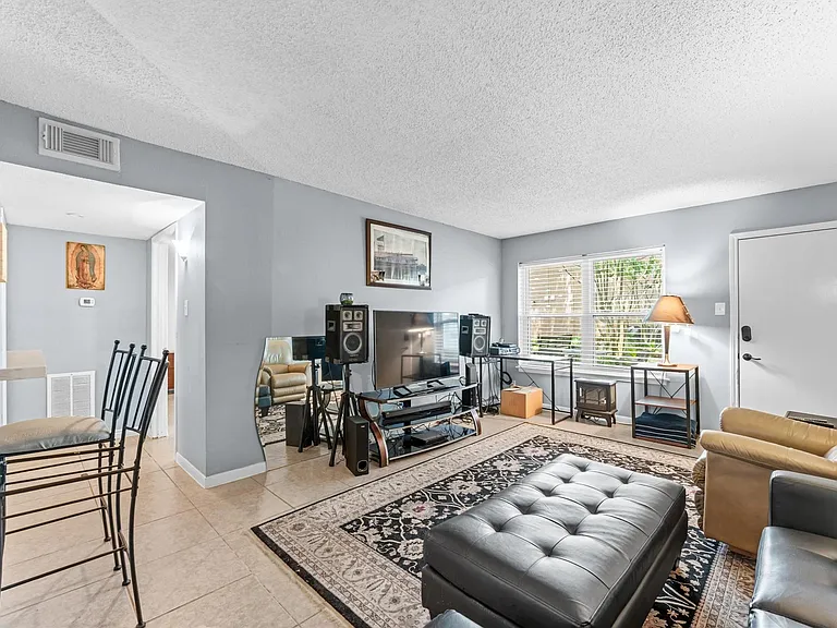 3535 Nasa Road 1 Pkwy #85 — Photo 11