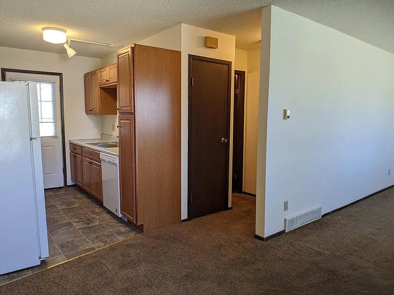 596 Roma Ct #C — Photo 3