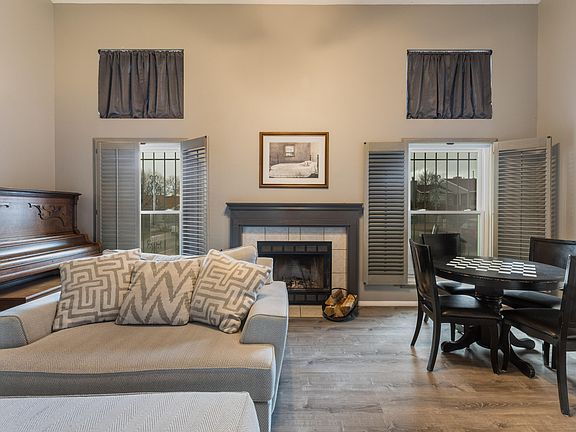 5th image of 1964 Roanoke Dr NE