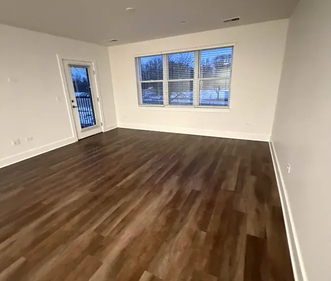 9 Woodlake Blvd #313 — Photo 4