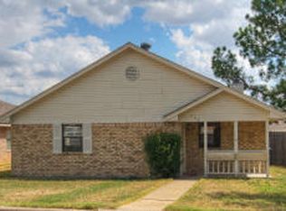 808 Camellia Ct, College Station, TX 77840