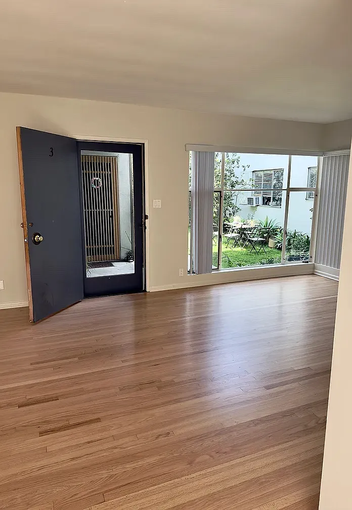 1 bed, 800 sqft, $2,495 — Photo 3