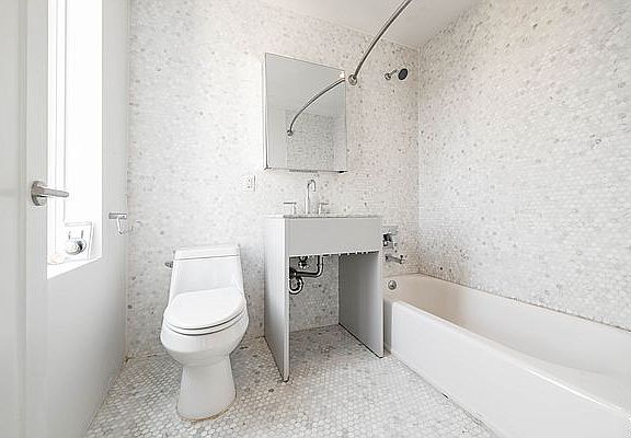 5th image of 250 W 132nd St #1B