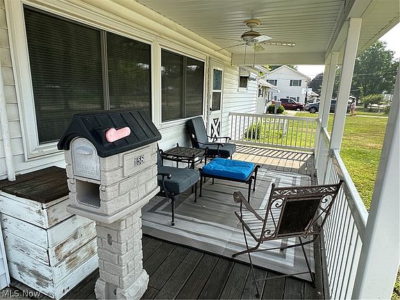 4th image of 158 Jones St