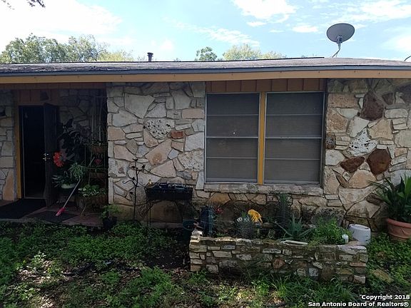 5th image of 5114 Farr Dr