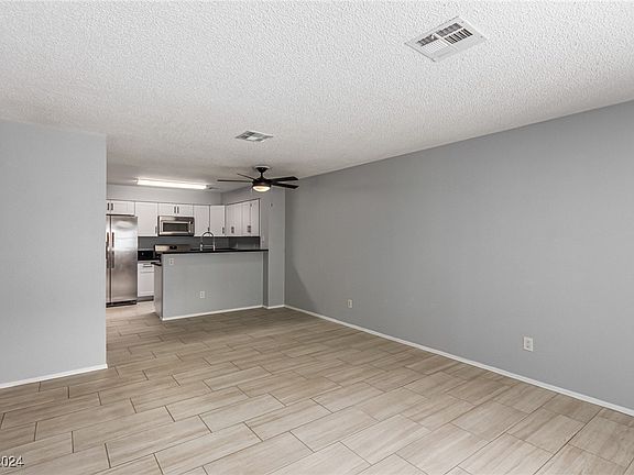 4th image of 2100 Willowbury Dr Unit C