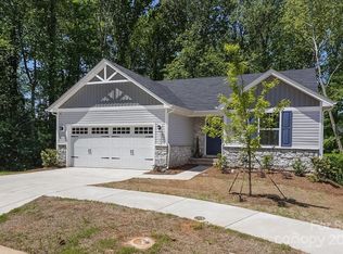 2103 Goldwood Dr, Charlotte, NC 28215