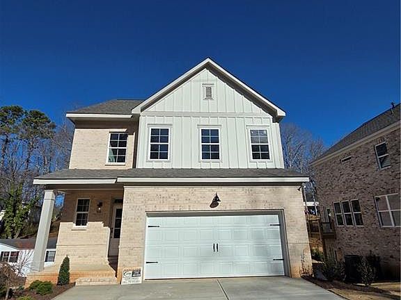 2nd image of 120 Poplar St