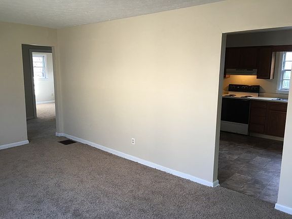 4th image of 4101 Riverview Ave