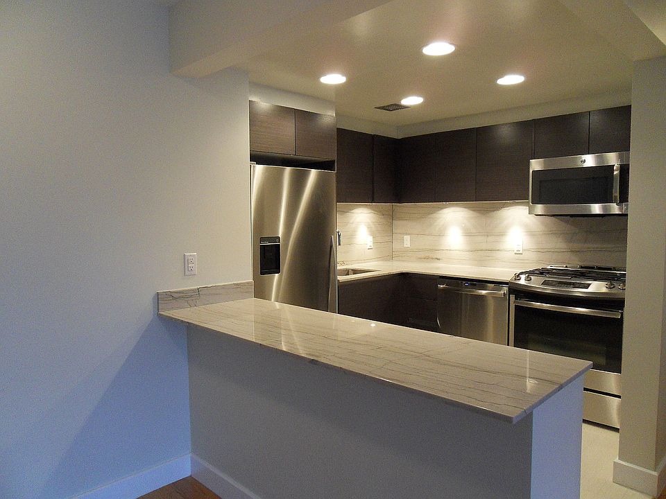 1st image of 360 E 65th St APT 9E