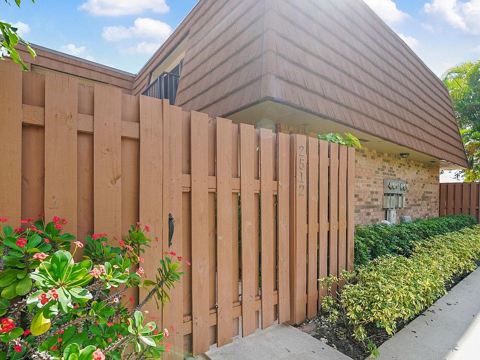 1st image of 2512 Camelot Court