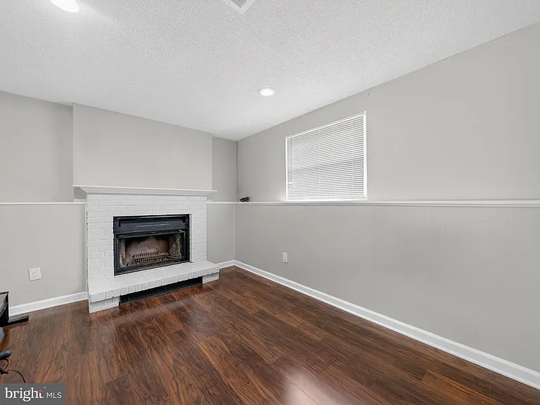 3806 Candlelight Ct — Photo 39