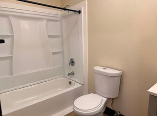 47 Alden St APT 201, Hartford, CT 06114