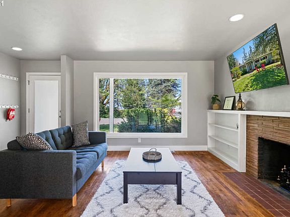 5th image of 122 Ogden Dr