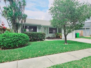 4921 NW 96th Ter, Sunrise, FL 33351