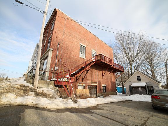 4th image of 181 Main Street #123