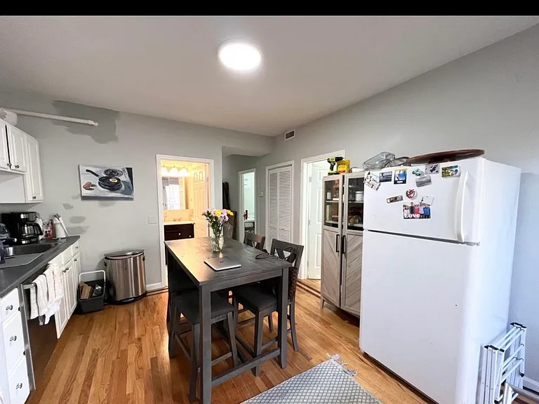 25-27 Dorchester St #2 — Photo 3