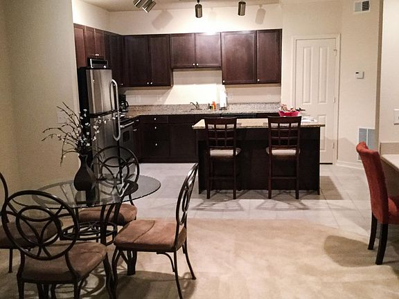 4th image of 200 Birchall Ln #204