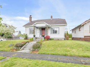 1301 S Ainsworth Ave, Tacoma, WA 98405