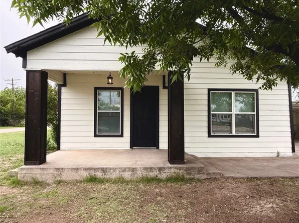 610 5th St, Hawley, TX 79525