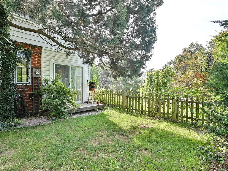 2302 Rudy Rd — Photo 42