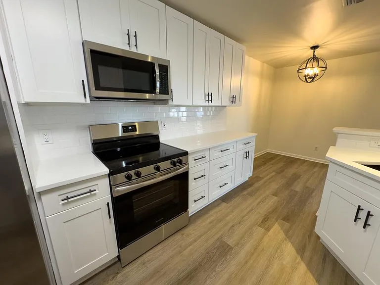 162 Lindfield Cir — Photo 12