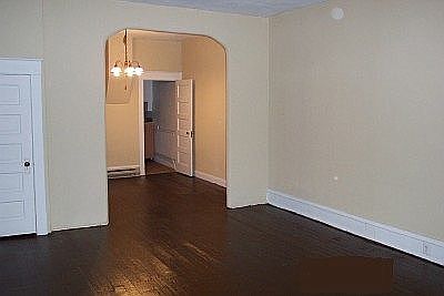3rd image of 1510 W College Ave